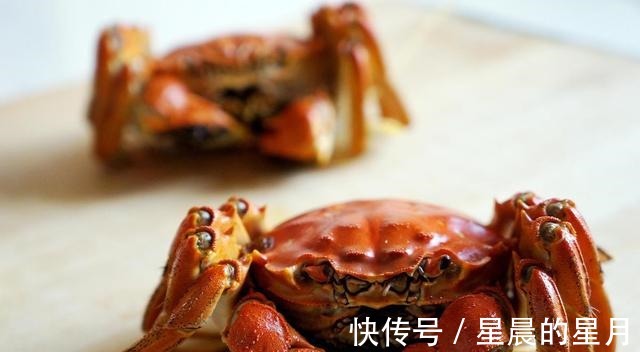蒸螃蟹|蒸螃蟹，冷水上锅还是开水上锅，十人九个错，难怪蟹黄外流腥味重！