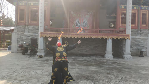 低薪|许昌怎么过春节，这个景区有川剧变脸，还能逛庙游园