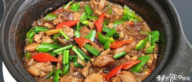  冷天|大冷天炖上这1锅，香而不腻还保暖，一家三口吃的满嘴油，真过瘾