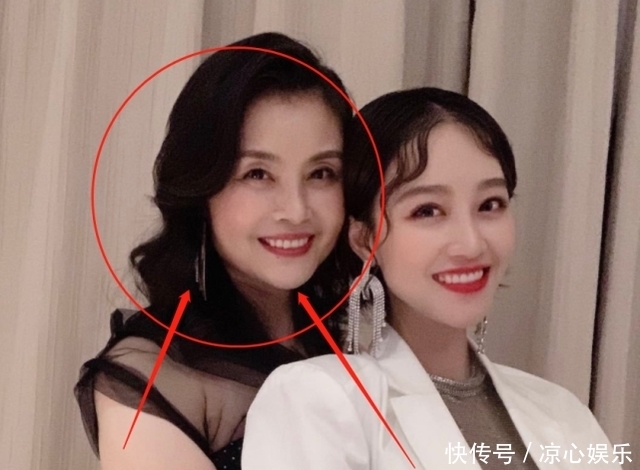 明星妈妈上综艺，刘芸母亲靠美貌出圈，蓝盈莹妈妈更令人惊艳