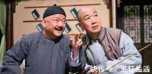 和?$考古队挖出纪晓岚墓,看到墓中七具白骨,揭露了他不为人知的一面