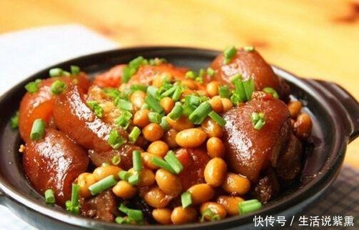 腥味|炖猪蹄时不要只焯水,多加一个步骤,炖好的猪蹄香气扑鼻,无腥味