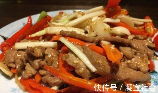 炒牛肉时别只记得加淀粉，不如加点它，这样炒着吃，既入味又鲜嫩