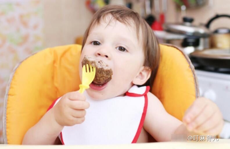 父母|宝宝多大可以吃肉？第一口肉吃什么？很多父母搞错了