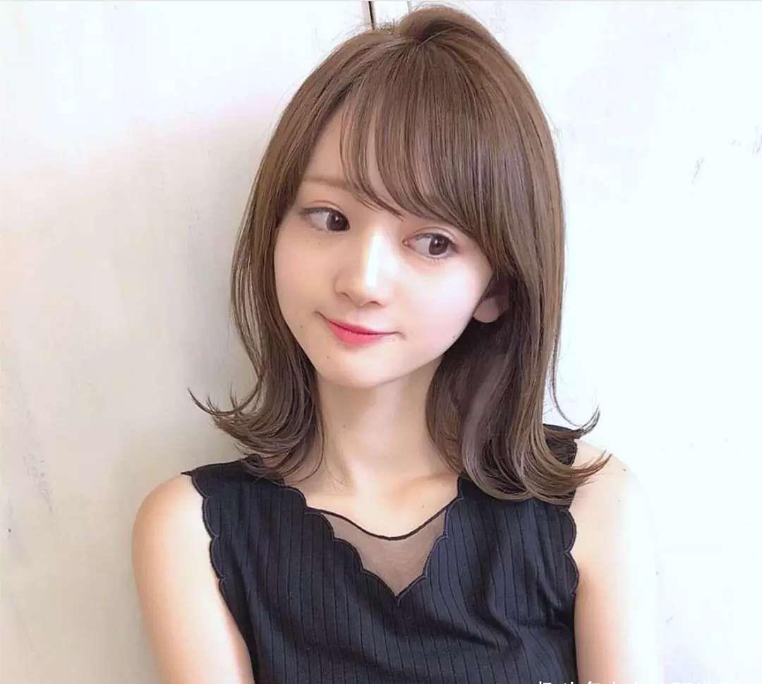 柔卷|10款适合圆脸的中卷发,软弹柔卷时尚减龄,空气刘海显小又瘦脸