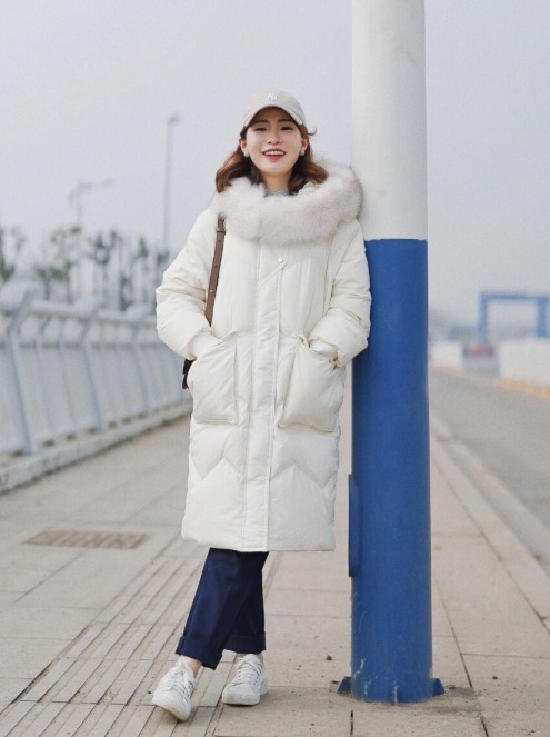 焦糖色 小个子穿羽绒服配啥鞋才好看?建议选择这4双,时髦百搭又显高