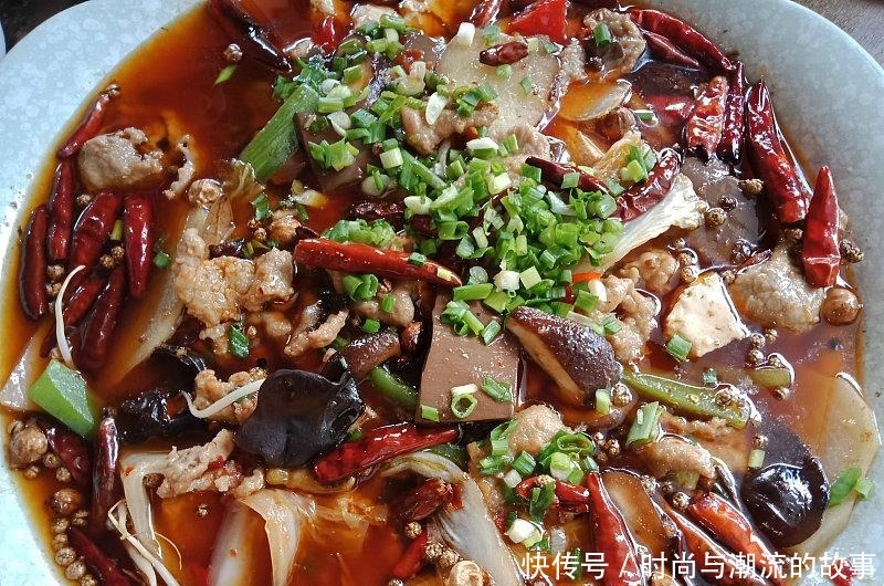 外国人|外国人抱怨中国菜不实惠,网友看后无奈的笑了,表示吃的饱才怪