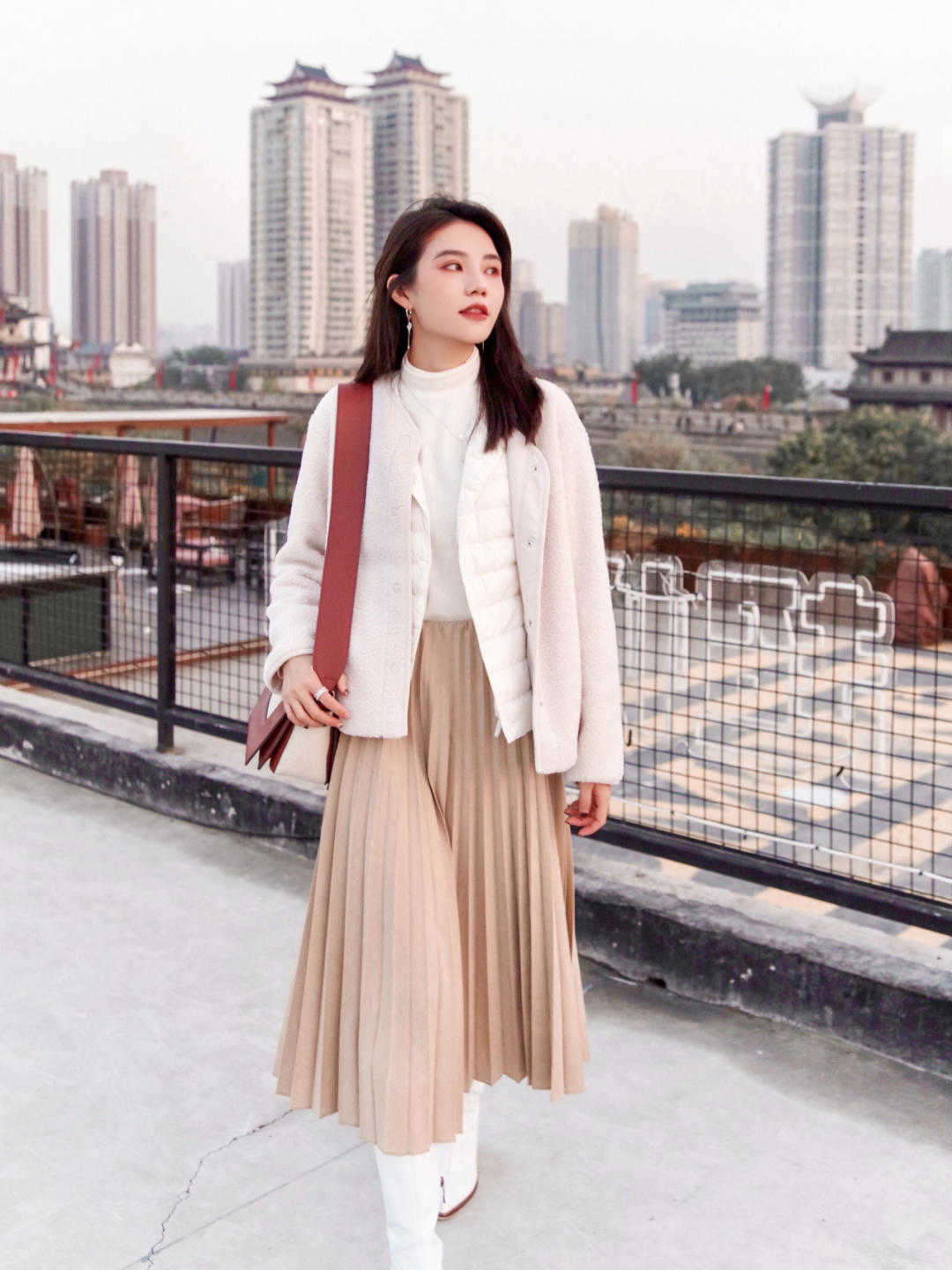 保暖|上身不臃肿!百搭还保暖的“摇粒绒”外套火了,让你穿上不想脱