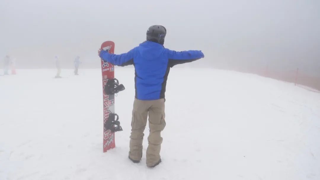 苏延龙|“候鸟教练”：播撒冰雪运动的种子