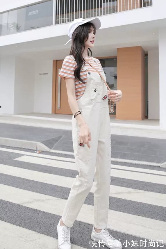 可爱面|吊带裤的穿搭经验，让你成为一道风景线