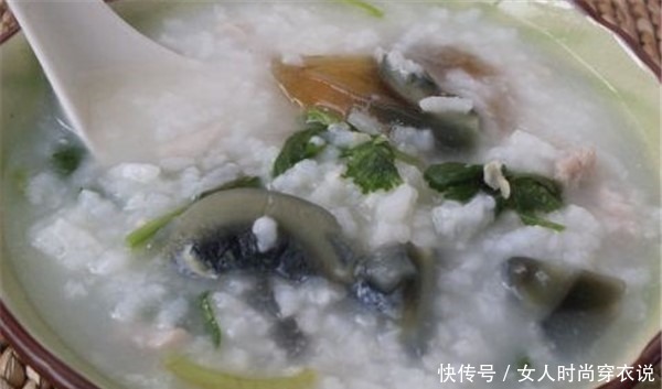 皮蛋|皮蛋瘦肉粥,绝对不可直接下皮蛋煮!多此“一举”做出来粥才不腥