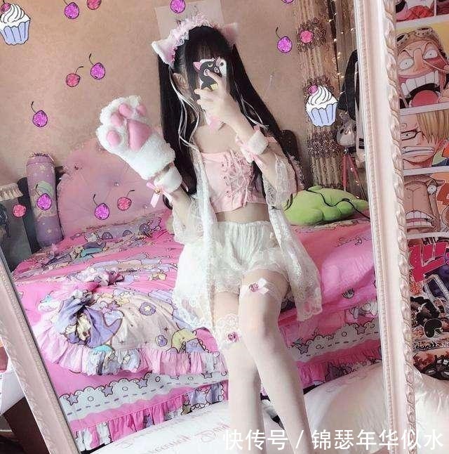 萝莉风|有种身高叫蔡萝莉玩木马,看到工作人员的态度后,真当小孩子了!