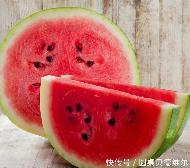 挑选|挑选西瓜方式千千万,能挑出甜的就是好方法,您会怎么挑选呢?