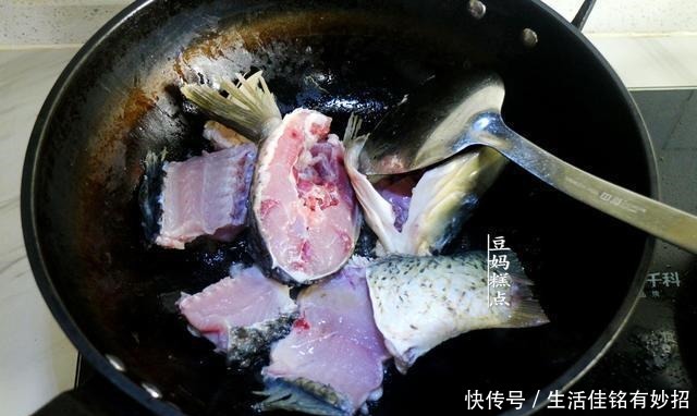 熬鱼汤,这做法简单又高级,《中餐厅4》张亮力荐,太鲜了