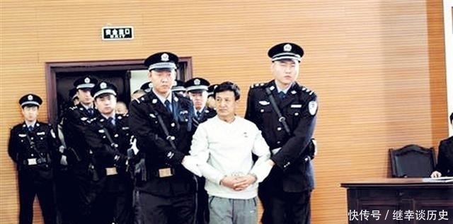 资产|此人疯狂盗墓30年,坐拥6亿资产,受审时狂言:100个专家都不如我