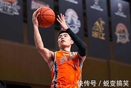 浙江队|郭昊文任性?李春江出硬手,上海男篮开始转身