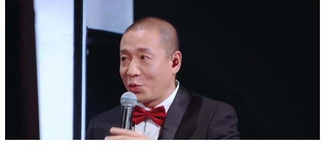 《闪光的乐队》舞台呈现方向出现分歧,梁龙指出节目存在问题