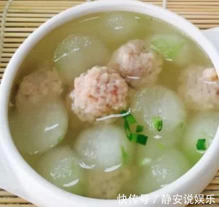 丸子|天热这汤一定要多做给家人喝,清香爽口解暑又补钙,好喝又容易做