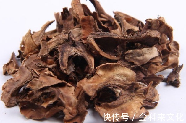 分心木|核桃里面的“分心木”,是个好宝贝,用来泡水喝,会有四个好处!