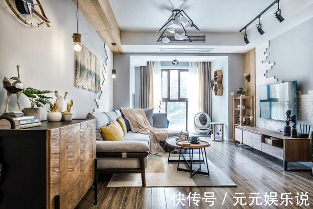 邻居|单身买的小户型，电视墙没铺满邻居不解，完工后缠着不愿走了！