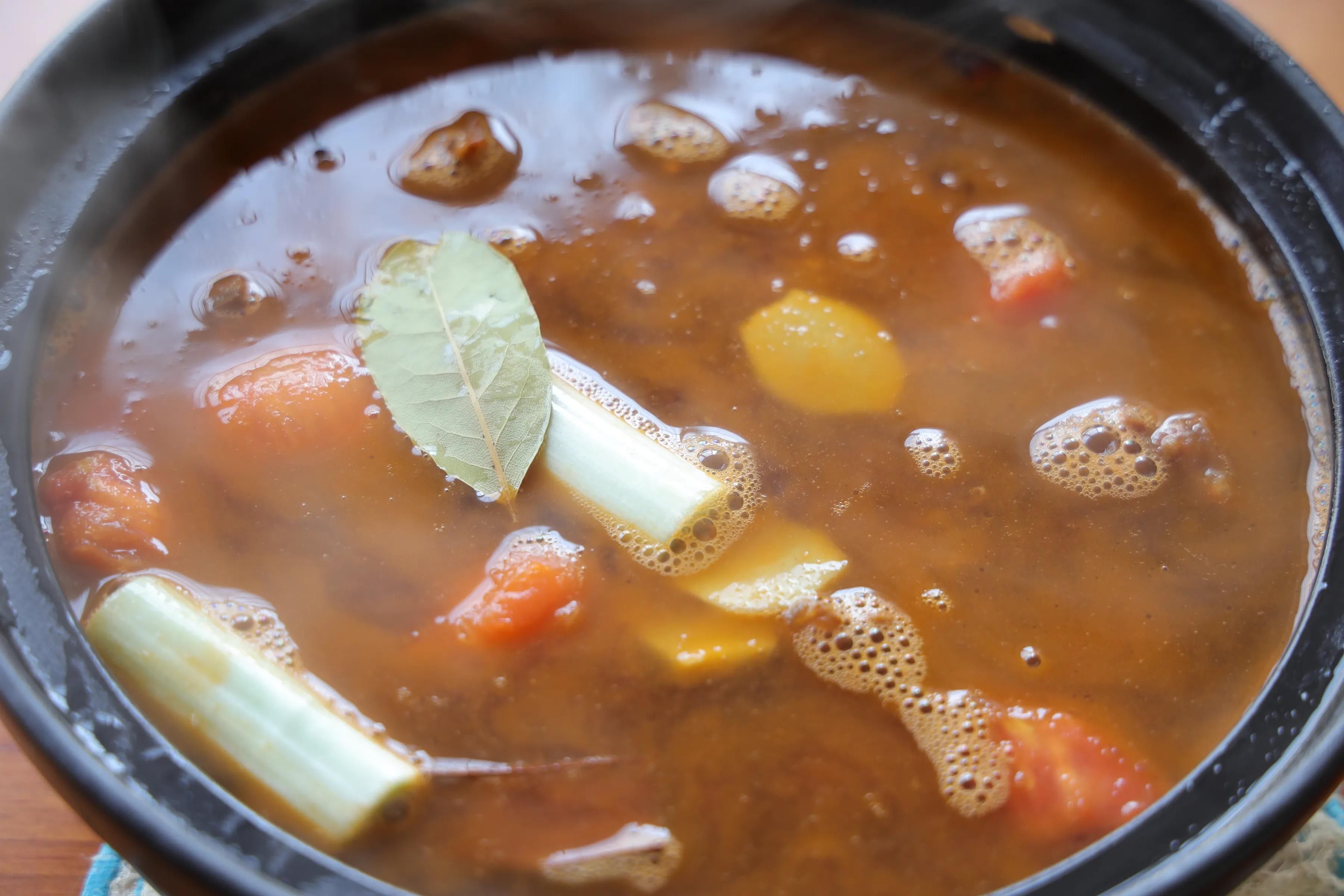 小雪将至，这道菜要多吃，汤汁多特别下饭，暖乎乎的，太舒服了