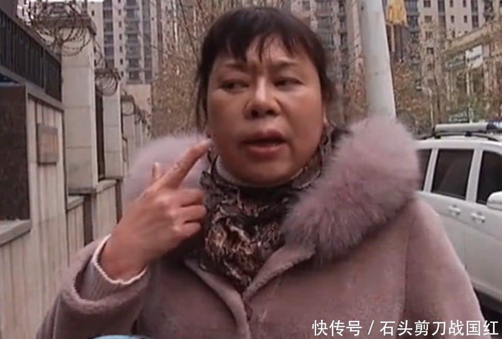 整形手术|奇闻:大妈做拉皮手术,术后却成了面瘫 医院:俺不认识她