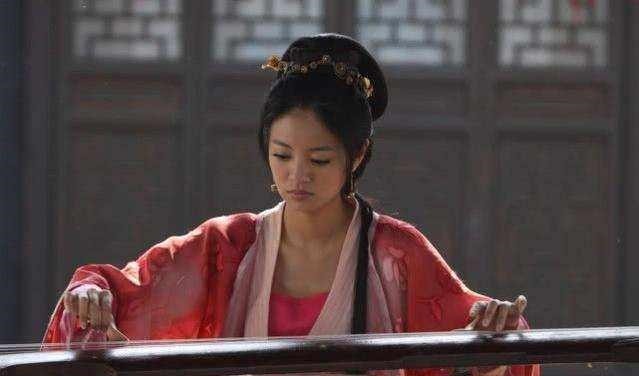 梁山&燕青在见到李师师后发生了一件事,直到离开梁山团队才敢说出来!