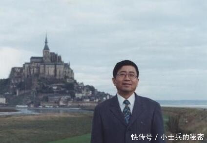 西北|余秋雨连交23封信裸辞,只为寻找阳关,最后却在西北走进了坟堆