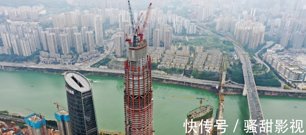 房产|北上广有两套住房,全部卖掉后,回重庆买房当有钱人好吗?