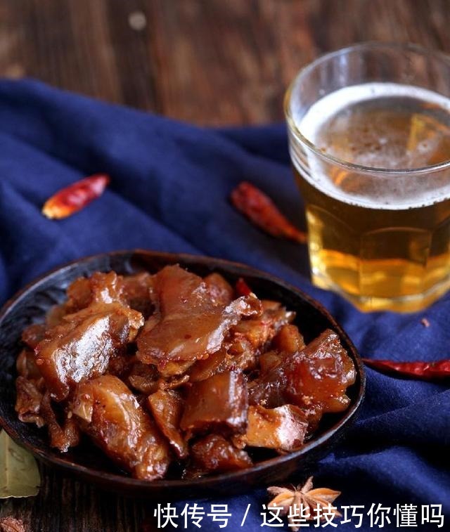 老师傅教你卤牛蹄,秘制香料配方都告诉你,学会就可以开店