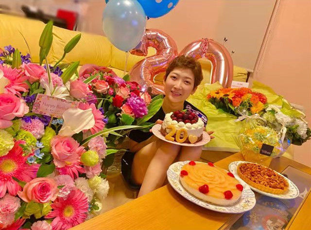 这位花季少女的经历，比韩剧跌宕，比日漫热血！|追光| a7049