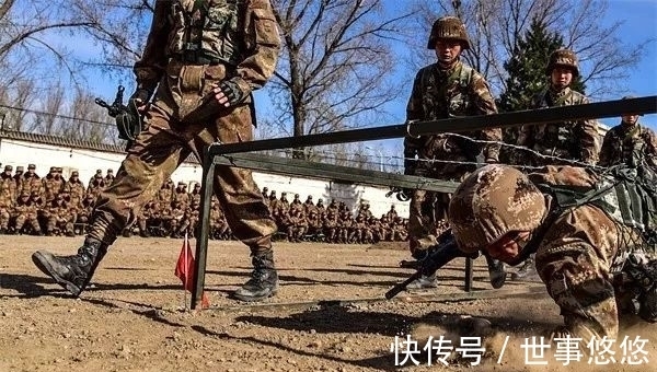 潮鞋 “鞋控”福利！这款限量版潮鞋值得“种草”！