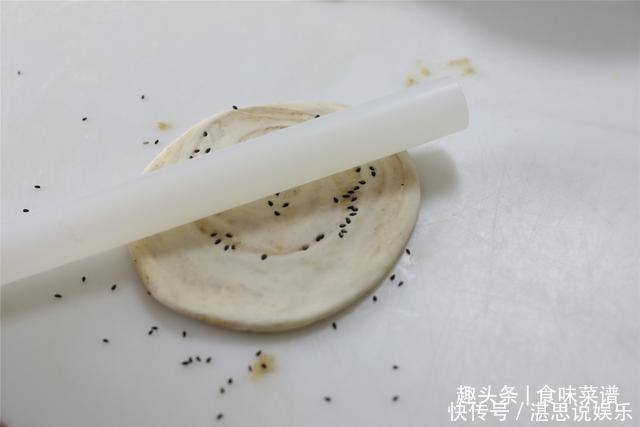 酥脆|油酥饼怎么做才酥脆可口原来油酥有技巧，做对了比手抓饼还好吃