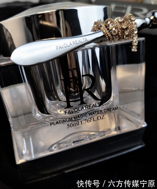 铂金|5款零差评口碑爆好的抗皱面霜盘点,保证闭眼入都不会错!