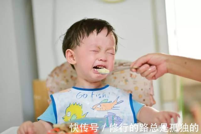 生冷食物|孩子积食不长个,宝妈做了两方面调整,娃一年内长高了二十五厘米