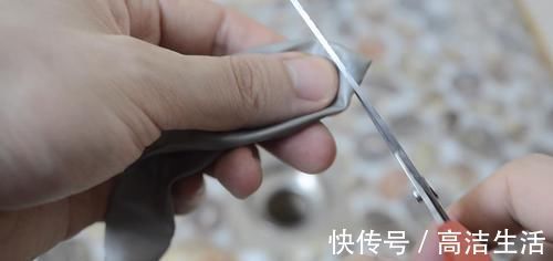 实用|下水道口放一个气球，作用真强大，解决家家户户的一个烦恼，超实用