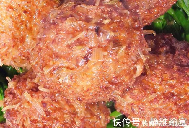 炸丸子需不需要放面粉?教你正确方法,丸子酥脆爽口,放凉也不硬