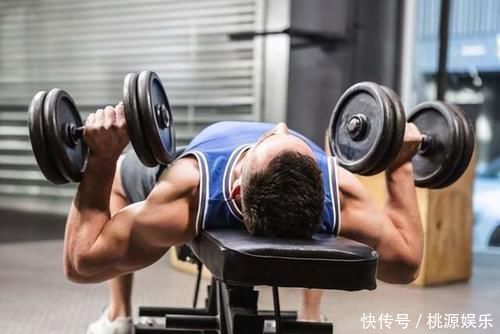 呲牙|你知道胸肌怎么练效果最好吗？教你3个技巧，都是过来人的经验