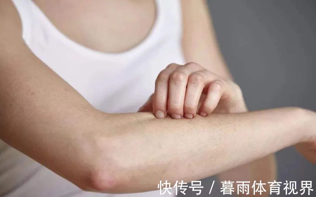 肘窝|人体自带4个长寿窝，每天只要5分钟，拍一拍，心肝脾肺肾都好了！