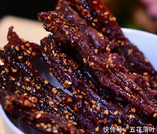 柳州|除了螺蛳粉,柳州这些特色美食小吃也不要错过噢