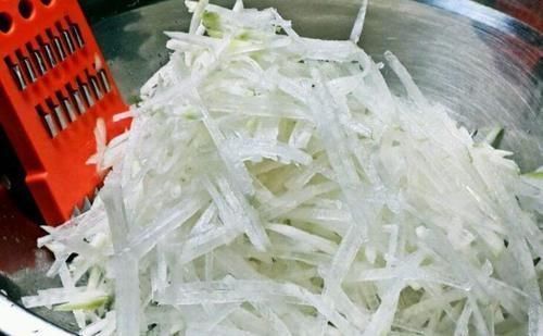 冬天，宁可不吃鸡鸭鱼肉，也要吃它，既美味又补钙，比吃肉强多了