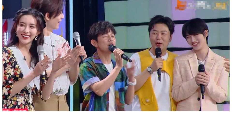 未播先火|下期《快本》未播先火，丁程鑫回歸玩瘋了，嘉賓都是“當(dāng)紅流量”