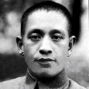 这位|国军这位将军太能跑,被称为飞将军,淮海战役中他经历了一件怪事