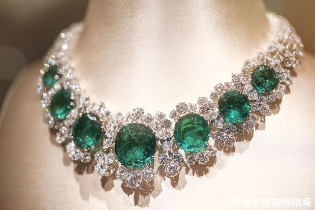 众多明星们钟爱的名贵宝石之一祖母绿,为什么那么贵