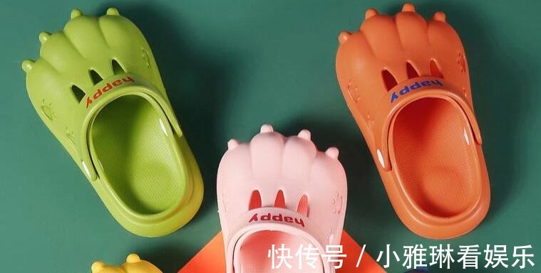 拖鞋|别乱给孩子穿鞋,看我媳妇带回来的洞洞鞋,好看又舒适