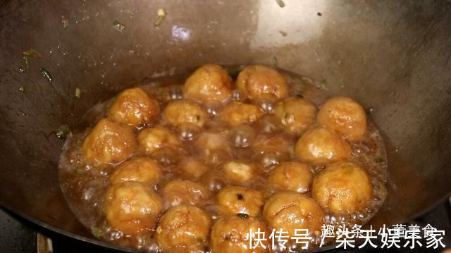 秋天要多吃豆腐，教你好吃的做法，鲜嫩美味，比大鱼大肉都好吃