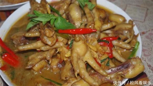 三百花300块钱请我做的生日餐,十三菜一汤,大家看看值不值