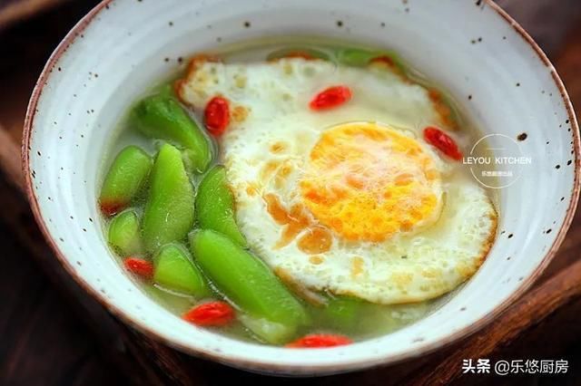 丝瓜煎蛋汤|入伏后多喝这碗汤，清热消暑，几步上桌，做法看看就会