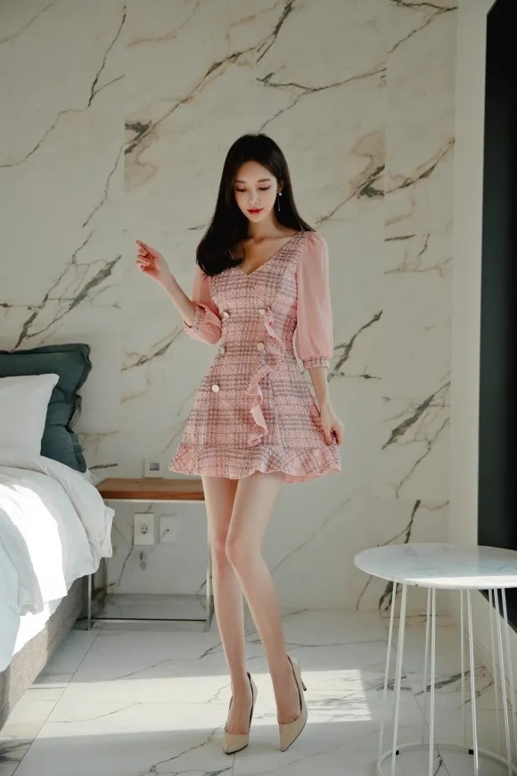 孙允珠,幻彩娇粉乖巧童话格子蝴蝶裙