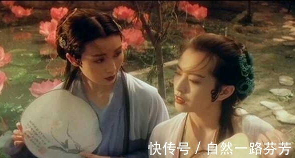 腰肢|后弯这样练，腰部灵活如水蛇，一组瑜伽动作帮你练出纤细水蛇腰